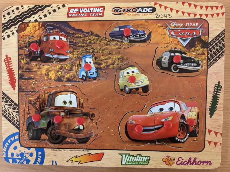 Puzzle en bois CARS