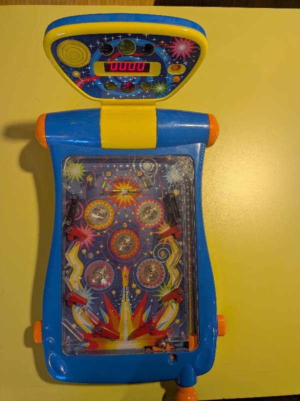 Flipper de table dans l'espace