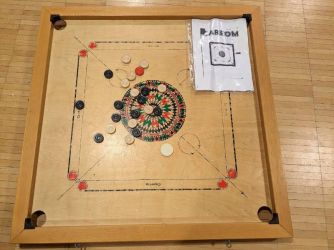 Carrom (carambole)