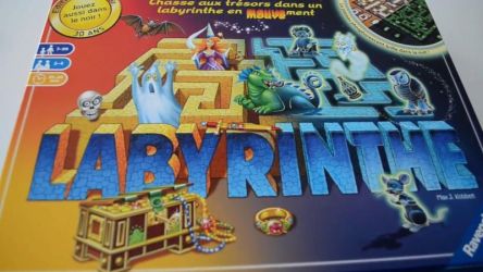 Labyrinth  Phosphorescent