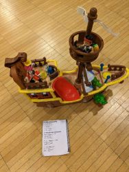 Bateau pirate disney